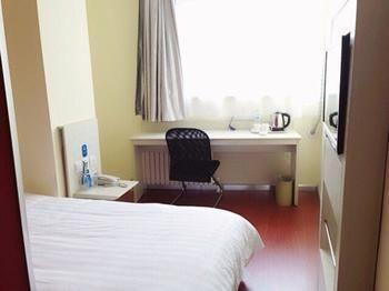 Hanting Hotel Ji'Nan Jingliu Road Jinan Exteriör bild